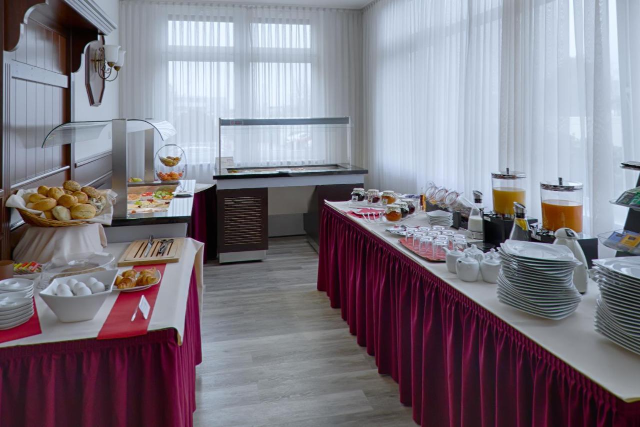 Hotel Townhouse Dahlewitz  ภายนอก รูปภาพ
