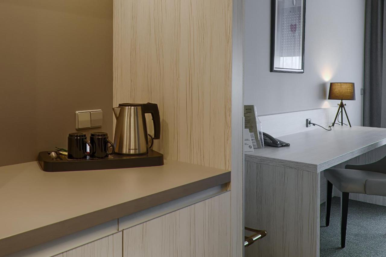 Hotel Townhouse Dahlewitz  ภายนอก รูปภาพ