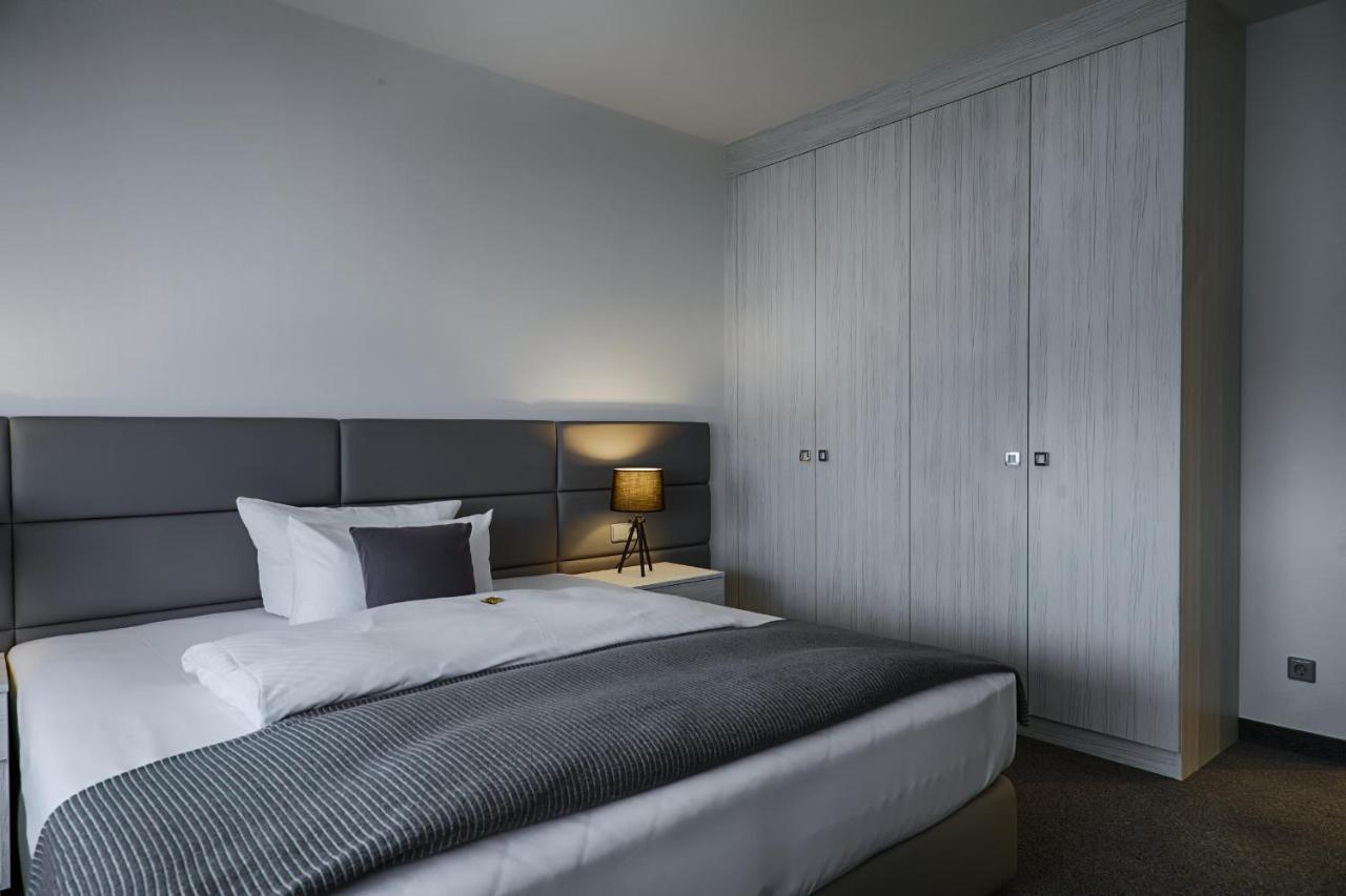 Hotel Townhouse Dahlewitz  ภายนอก รูปภาพ