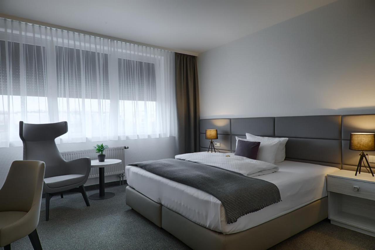 Hotel Townhouse Dahlewitz  ภายนอก รูปภาพ