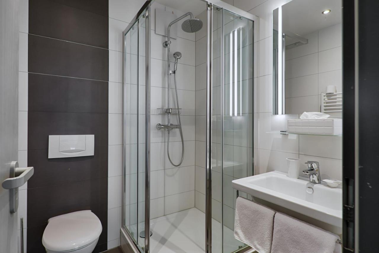 Hotel Townhouse Dahlewitz  ภายนอก รูปภาพ